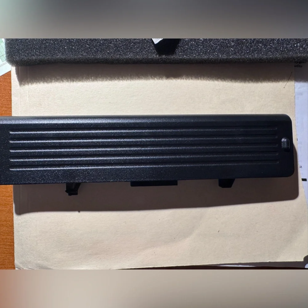 Laptop battery- Brand new never used - 11 V- GP952